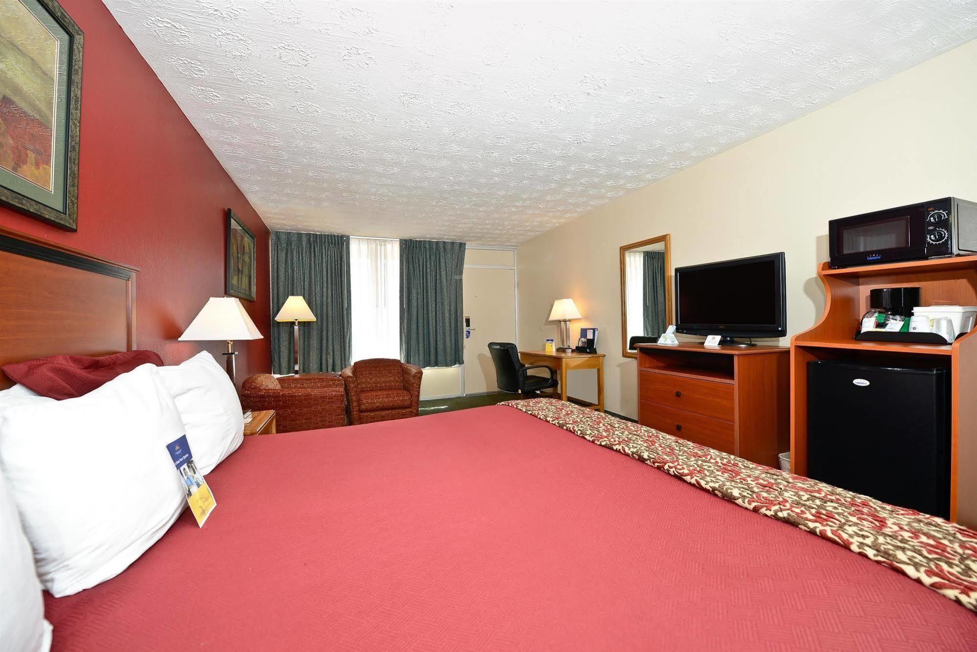 Magnuson Hotel Mountain View Covington Kültér fotó