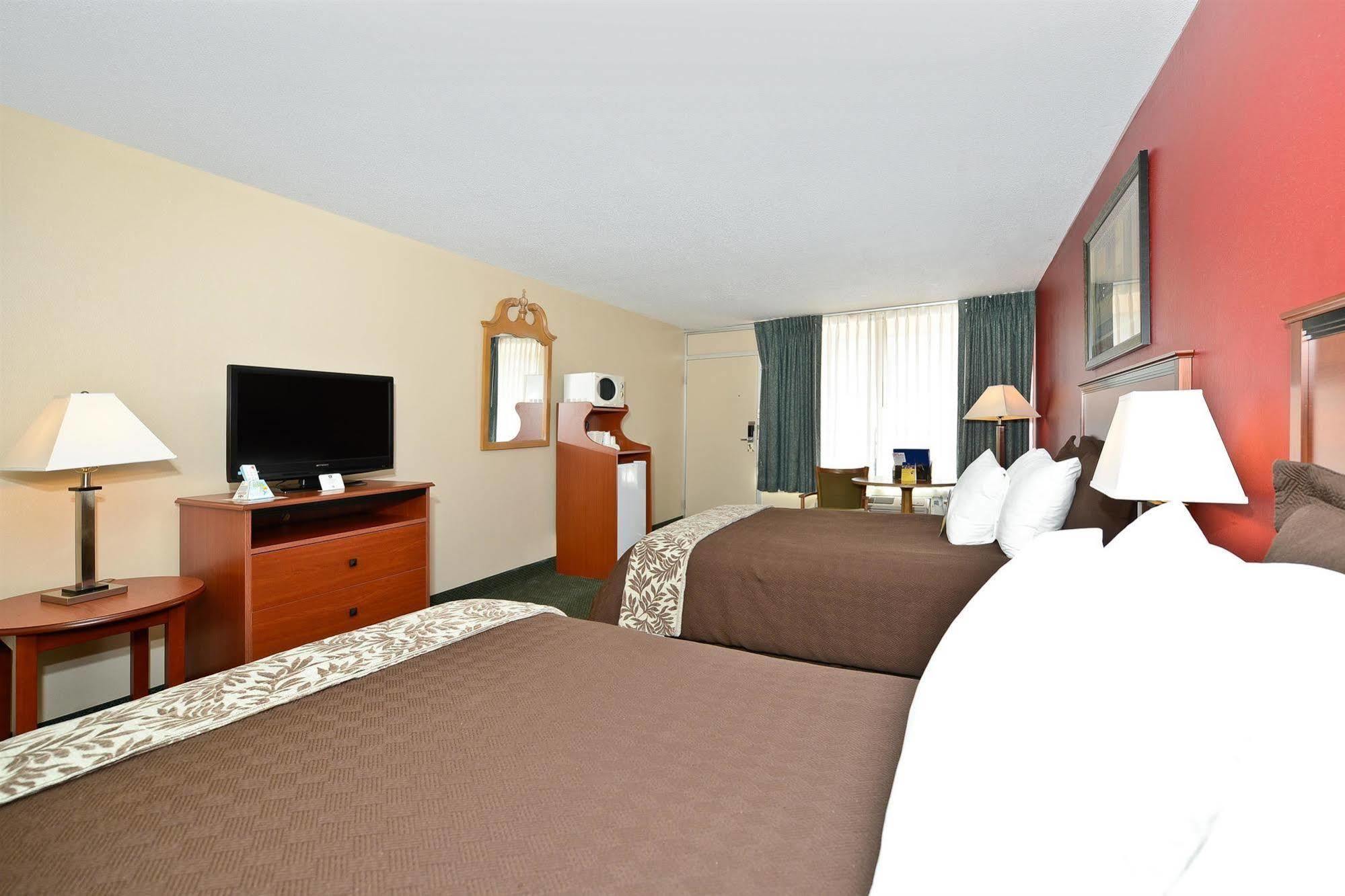 Magnuson Hotel Mountain View Covington Kültér fotó